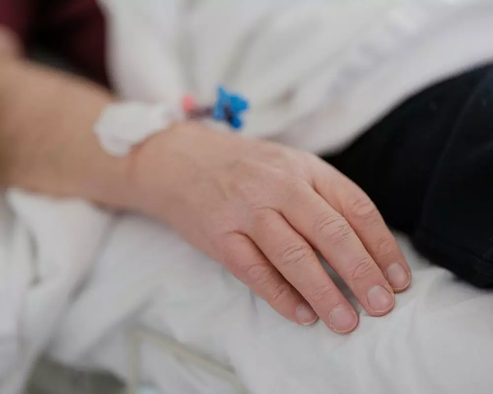 Cuidador de personas mayores en hospitales